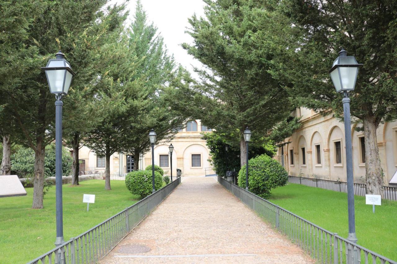 Hotel Monasterio De Tejeda Garaballa Exterior photo